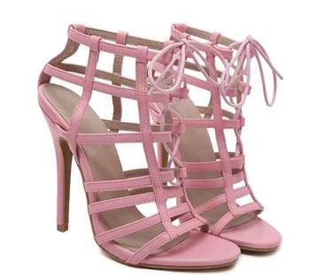 Милые женские босоножки на шнуровке с вырезами, дизайнерские босоножки на тонком каблуке 12 см с открытым носком, женская повседневная летняя обувь розового цвета телесного цвета